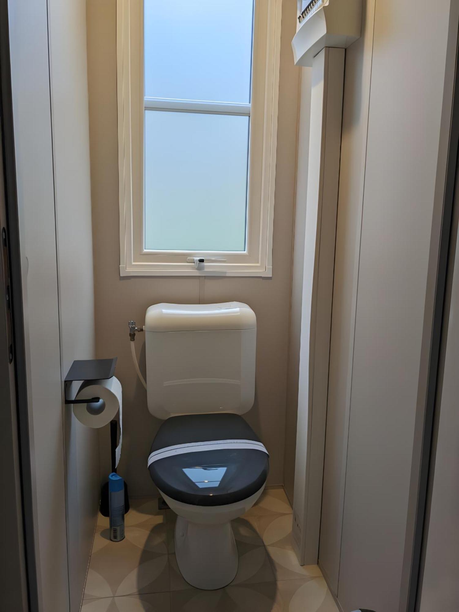 Kropswolde Cozy Tiny Solhouse 4 - Near Groningenヴィラ エクステリア 写真